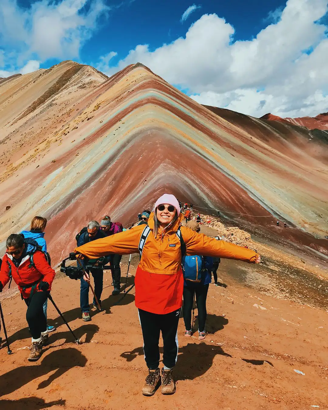 Hermosa Chica Disfrutando en Vinicunca